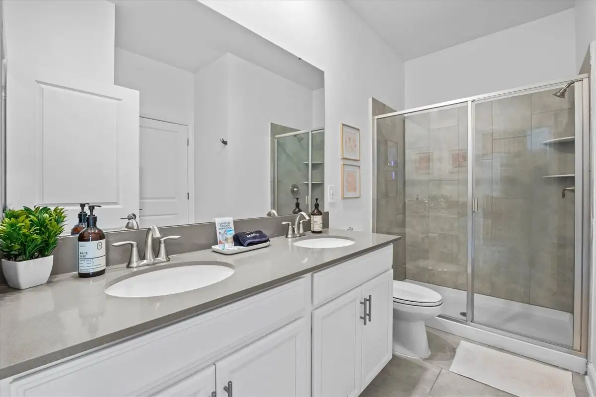 Master bath 1